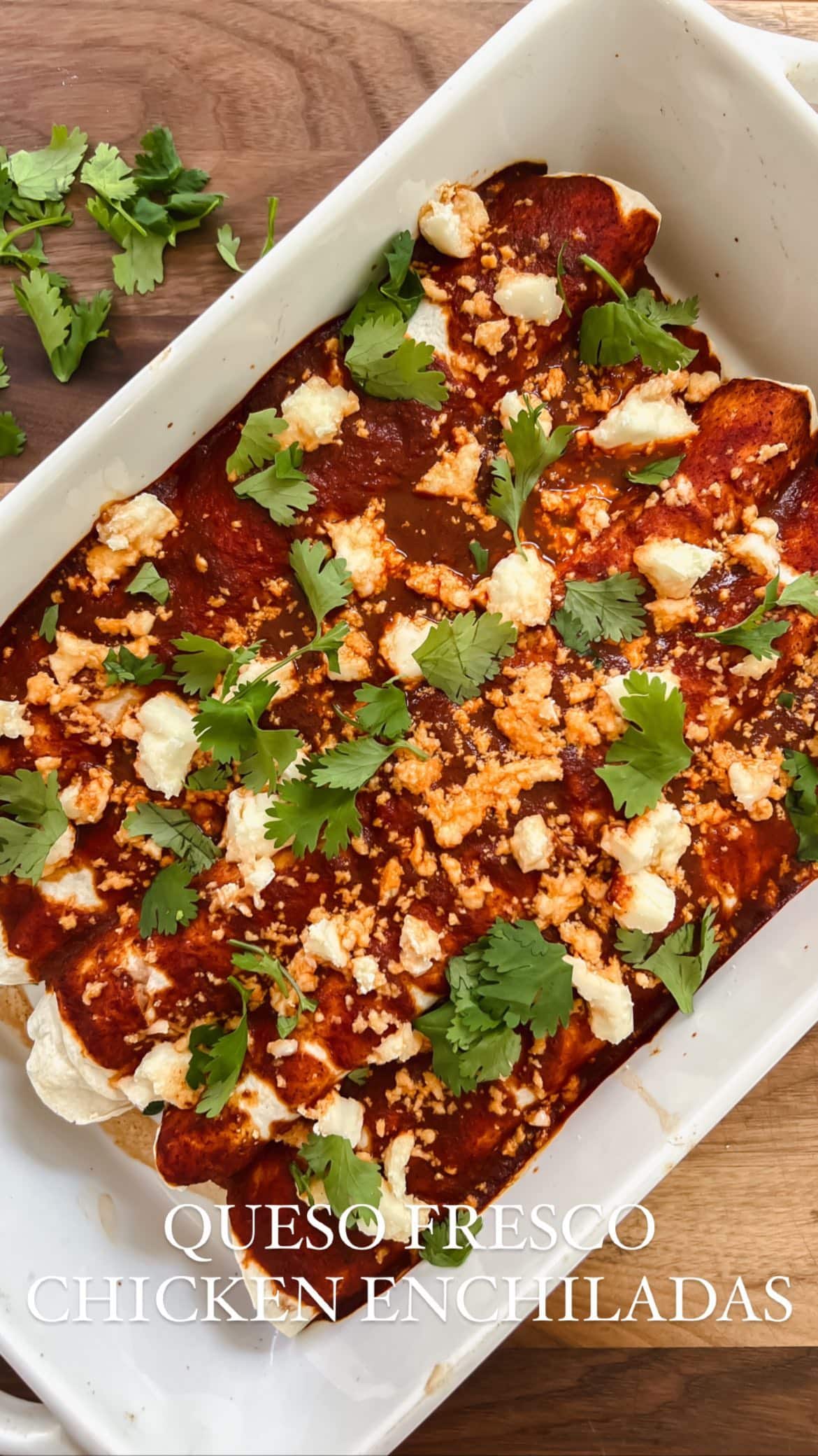 QUESO FRESCO CHICKEN ENCHILADAS🌯 my sister made these for our family vacation & they were so good we had to come home & make them! follow @daddioskitchen for more family friendly meals💯

the best part is you cook the chicken in the crockpot & then just assemble them & bake when it’s time to eat!😎

ingredients:
-burrito-sized tortillas
-chicken breasts
-enchilada sauce
-chicken broth 
-greek yogurt
-taco seasoning 
-queso fresco 
-cilantro

the full recipe is on our blog & linked in our profile👌🏻

https://daddioskitchen.com/2022/09/06/queso-fresco-chicken-enchiladas/