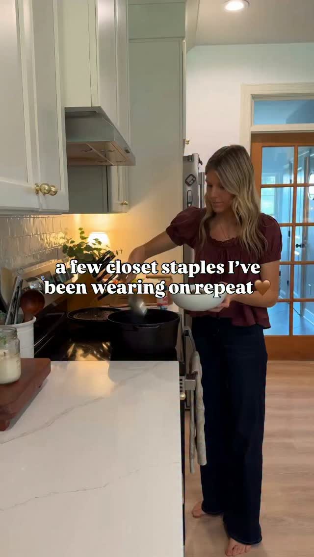 When you realize your whole wardrobe has become @carlyjeanlosangeles 🥰

They truly have the best capsule wardrobe! Their clothes are comfy but cute & easy to throw on & feel put together especially for homeschooling, being in the kitchen, taking care of 4 boys & anything in between🤎

& because I love them so much I’m teaming up with @carlyjeanlosangeles to give one person $250 to their store!! Details to enter below!💯

TO ENTER THE GIVEAWAY:
• Follow @carlyjeanlosangeles
• Like this post
• Tag a friend in the comments! You can do as many entries as you want!🤎

Winner will be announced on Monday! PS I tagged the items I’m wearing in the videos & a few extra favs👏🏻